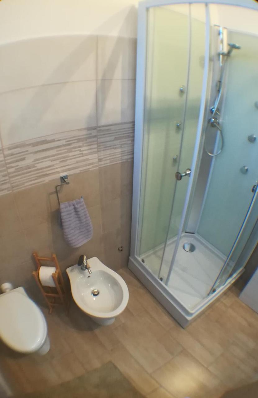 Bergamo Bassa Bed & Breakfast ภายนอก รูปภาพ