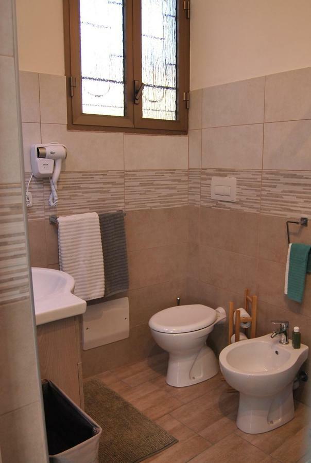 Bergamo Bassa Bed & Breakfast ภายนอก รูปภาพ